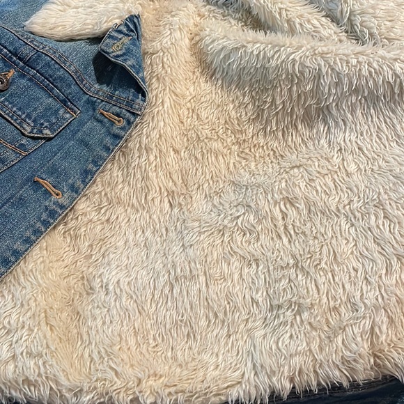 Magellan Sportswear Faux Fur Lined Denim Jacket - Picture 5 of 7